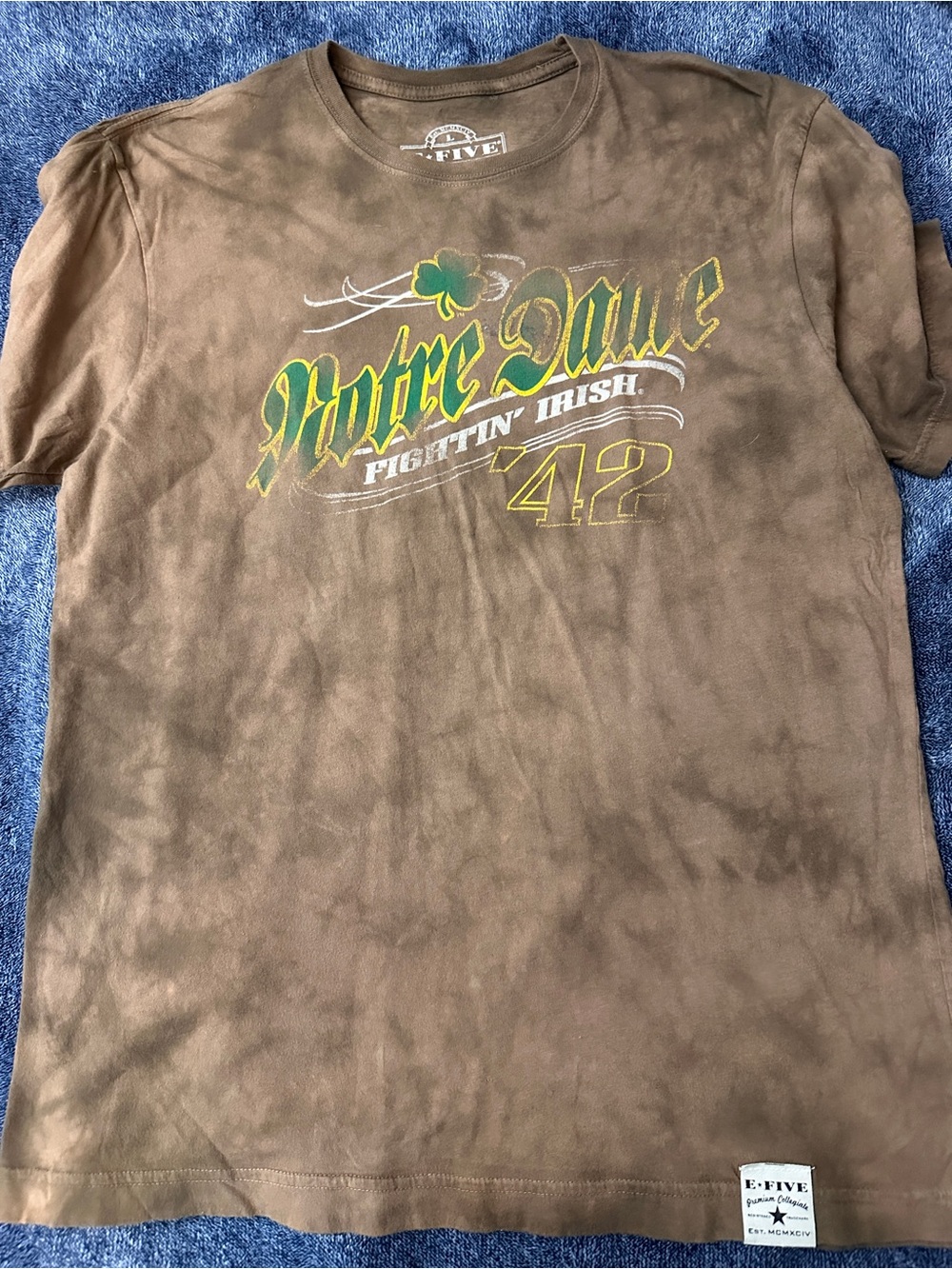 Notre Dame Fightin' Irish '42 Brown Graphic Tee